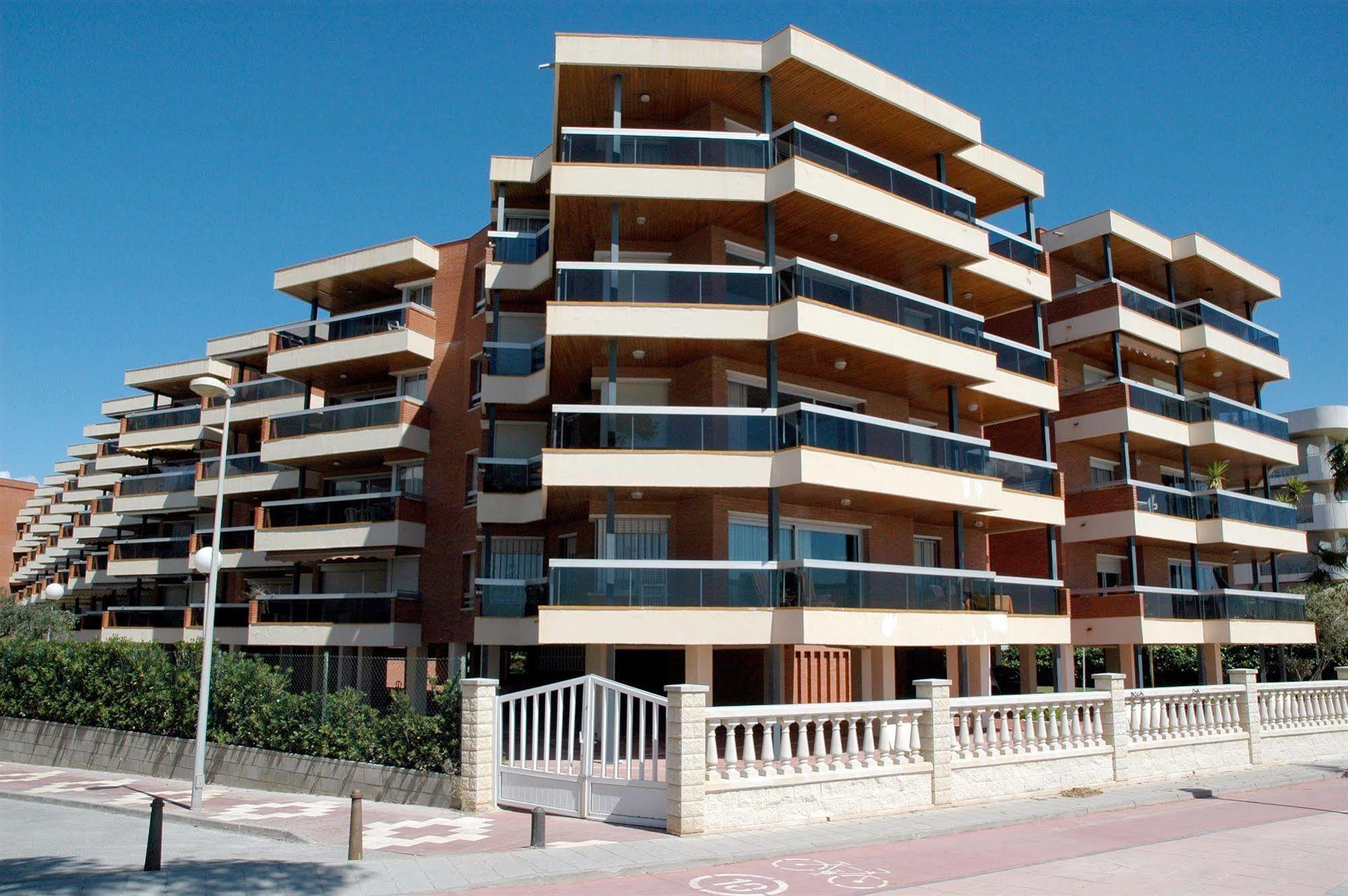 Apartaments Voralmar - Mas D'En Gran Камбрильс Экстерьер фото
